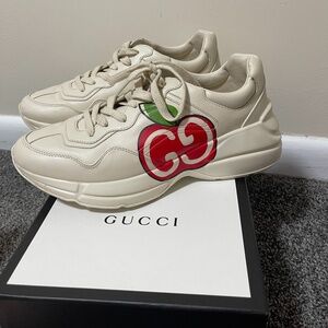 Gucci sneakers